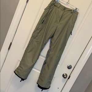 Columbia women’s convert waterproof, snowboarding, pants size medium